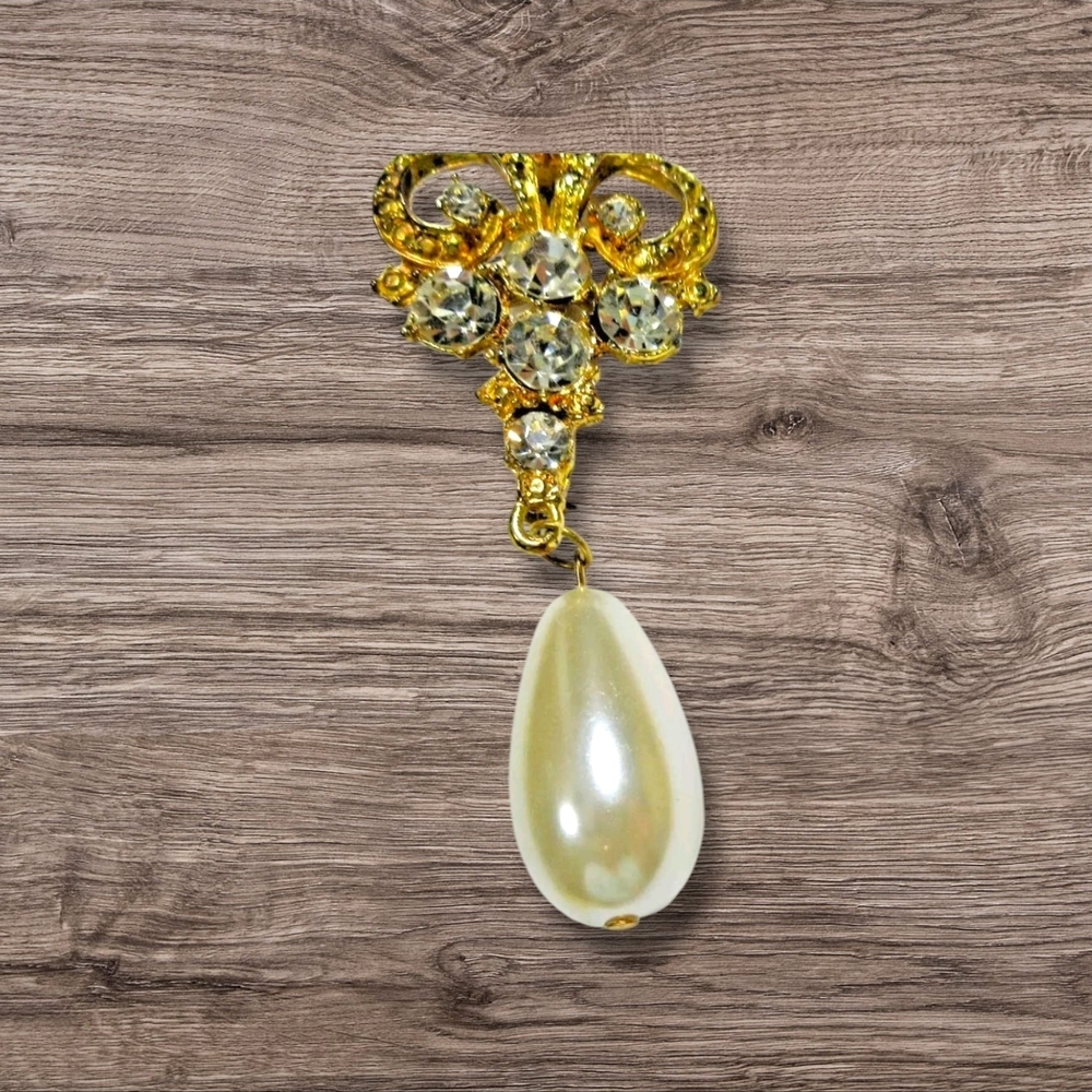 Estate Gold and Pearl Drop Brooch